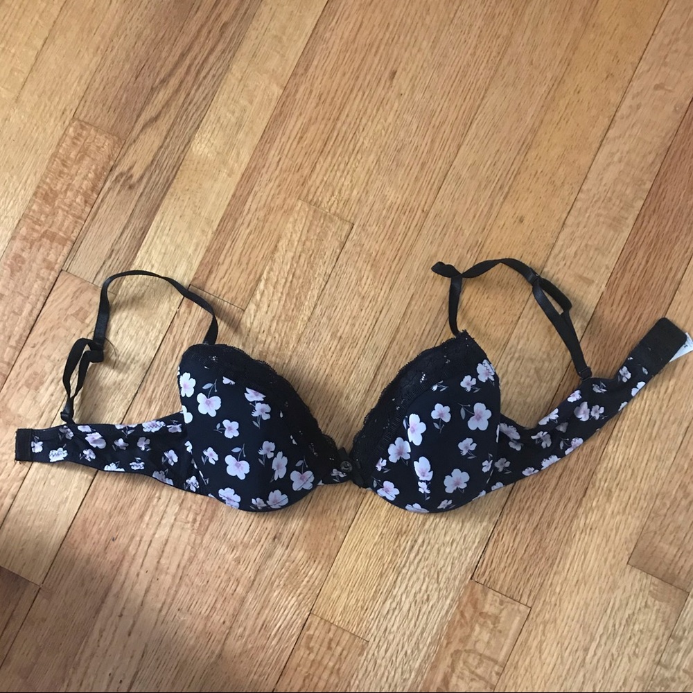 Floral t-shirt bra